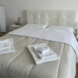 Alojamento de Acomodação e Pequeno-almoço Cavour16 Rent Bedrooms, Génova